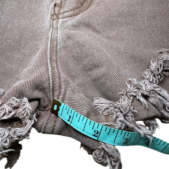 Adika Brown Truffle Cotton Button up Fringed denim Shorts Size Large/32‎ EUC - Picture 7 of 10